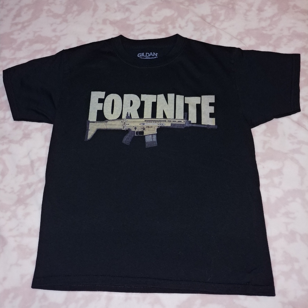 Fortnite Shirt Boys Size Medium